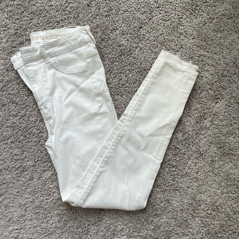 Next Level Stretch Hi-Rise Jegging White size 4 American eagle